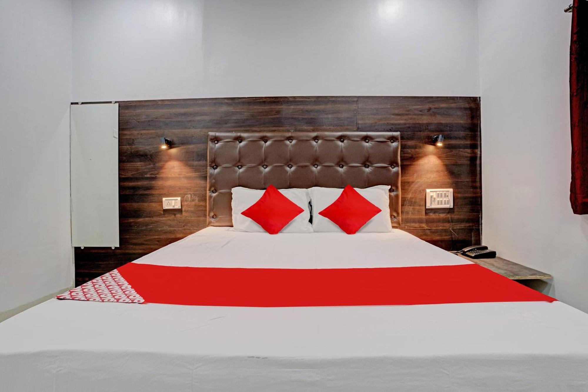 Hotel O Nithyanand Βομβάη Εξωτερικό φωτογραφία